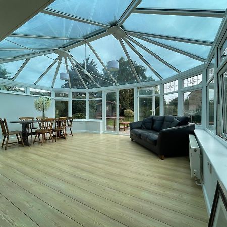 3 Bed Bungalow In Winchcombe, Cotswolds,Gloucester エクステリア 写真