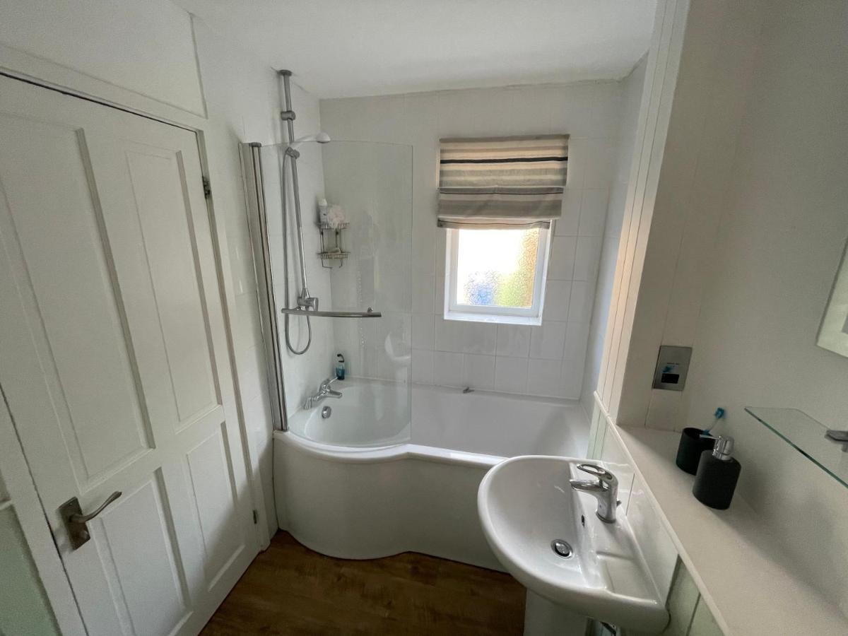 3 Bed Bungalow In Winchcombe, Cotswolds,Gloucester エクステリア 写真